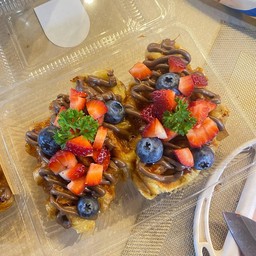 นูเทลล่า+สตอเบอรี่+บลูเบอรี่x2ชิ้น