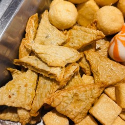 ฟองเต้าหู้ซีฟู้ด 5 ชิ้น