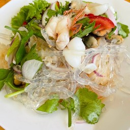 ยำเส้นแก้วทะเล