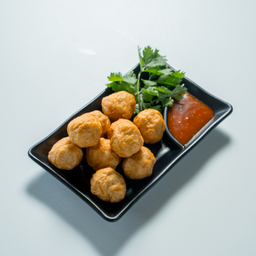 ลูกชิ้นหมูทอด