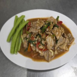 หมูผัดกะปิ