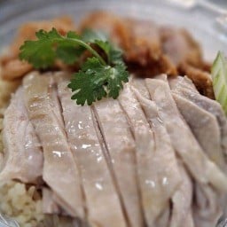 ข้าวมันไก่นายเซน หน้า 7-11 สี่แยกมิตรกมล