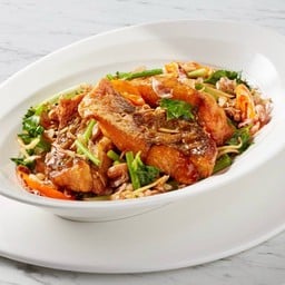 ปลากระพงผัดขึ้นฉ่าย (S)