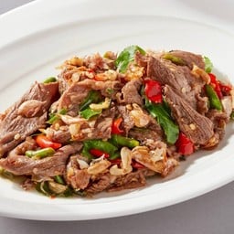 ผัดกระเพราเนื้อนอกสไลซ์