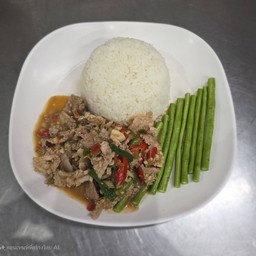 ข้าวราดหมูกะปิ