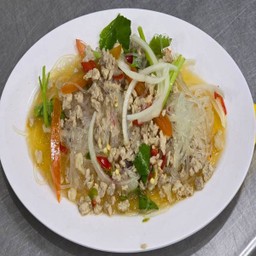 ยำวุ้นเส้นหมูสับ