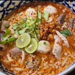 เกาเหลา หมูต้มยำ