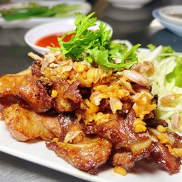 กระดูกอ่อนทอดกระเทียม