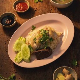 ข้าวมันไก่ต้ม ( ธรรมดา )