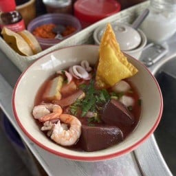 ร้านก๋วยเตี๋ยว 2ป