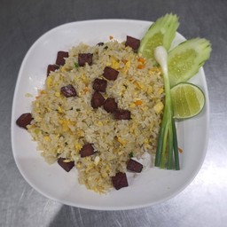 ข้าวผัดกุนเชียง