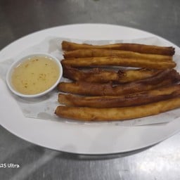 ปอเปี๊ยะไส้กุ้งทอด