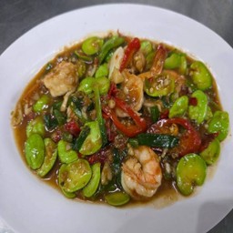 กุ้งผัดกะปิสะตอ