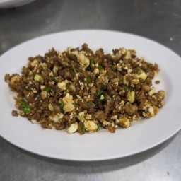 หมูสับผัดไข่เค็ม