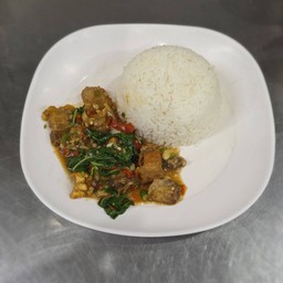 ข้าวกระเพราหมูกรอบ