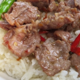 KH01.13 ผัดน้ำมันหอย เนื้อวัว 50 กรัม ราดข้าว