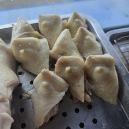 ตูดไก่ 1 ชิ้น