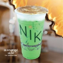 นมแคนตาลูปพ่นไฟ