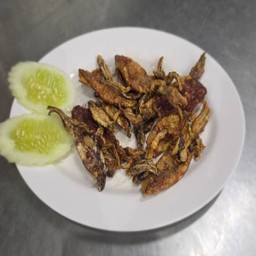 ปลาหมึกแห้งทอด