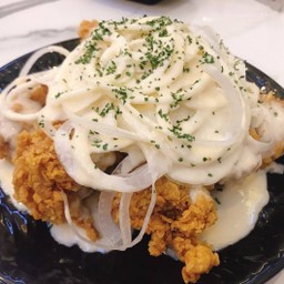 ไก่กรอบชุดกลาง[ซอสหัวหอม]