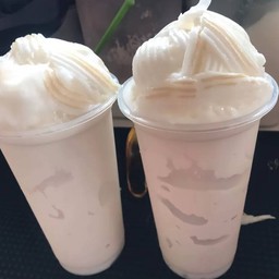 มะพร้่าวนมสดปั่นวุ้นมะพร้าว