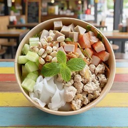 ก๋วยเตี๋ยวยำบก