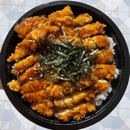 ข้าวไก่กรอบ เลือกมิกซอสเองตามใจ