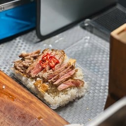 ข้าวผัดมันเนื้อโก๋หนุ่ม2