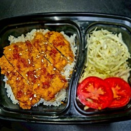 ข้าวหน้าหมูทอด ซอสทงคัตสึ