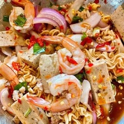 ยำมาม่าทะเล