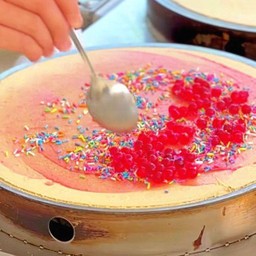 แยมสตอเบอรี่ เยลลี่ เกล็ดเรนโบว์