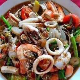 ร้านส้มตำไก่ย่างนายพล(ไร้นาม)