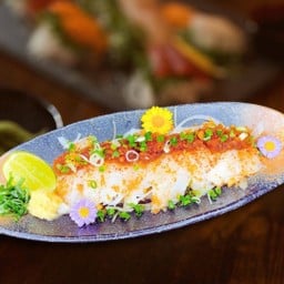 คลิปปลาตาเดียวเผากับซอสพอนซึ