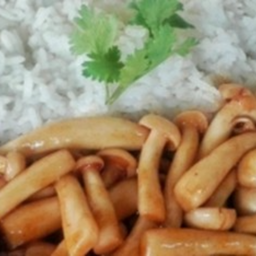 KH02.32 ผัดพริกเผา เห็ดรวม 50 กรัม ราดข้าว