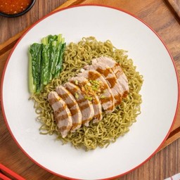 บะหมี่ผักเป็ด Braised Duck With Duck ( Line Man )