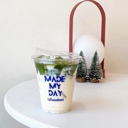 coconut matcha latte