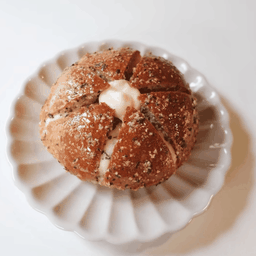 Cream Cheese Garlic Bread