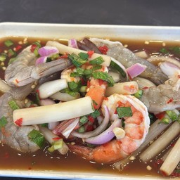 ยำกุ้งสด