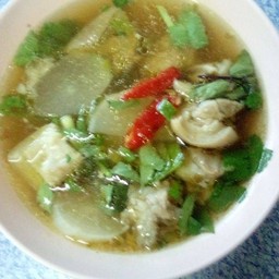 ต้มแซบหมู