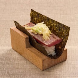 Hand Roll Seared Tuna Truffle