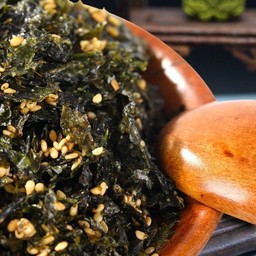 สาหร่ายโรยข้าว