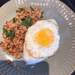 ข้าวกระเพราหมูสับ