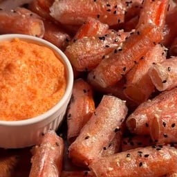 ไส้กรอกปาท่องโก๋