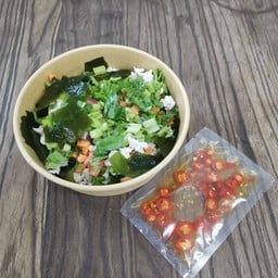 กับข้าว ยำสาหร่ายวากาเมะ