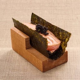 Hand Roll Black Pearl