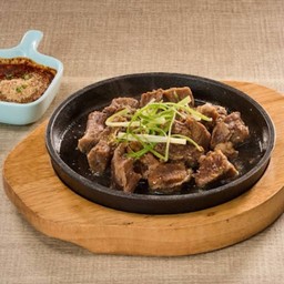 Stewed Beef เนื้อตุ๋นกระทะร้อน