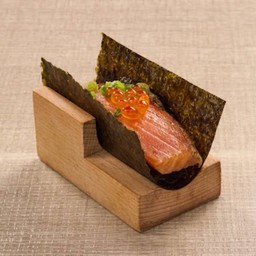 Hand Roll Suki Sake Salmon