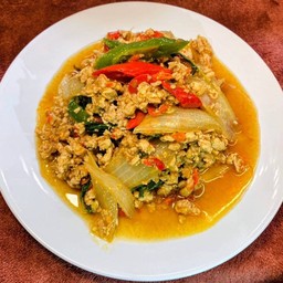 กระเพราไก่