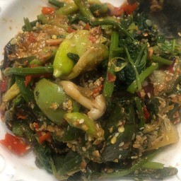 ซุปผักลาว