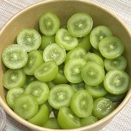 องุ่นไซมัสคัสพรีเมียม(ตรานกแก้ว)